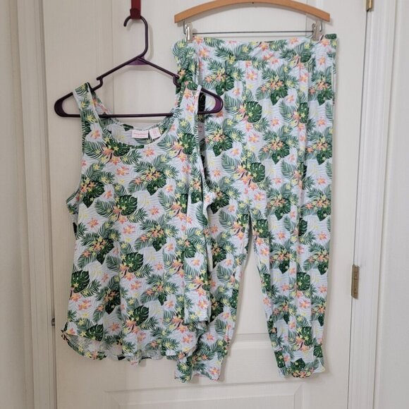 Tommy Bahama Size XL 2-Piece Floral Pajama Set, Jogger Style Pants and Tank Top - Picture 1 of 15